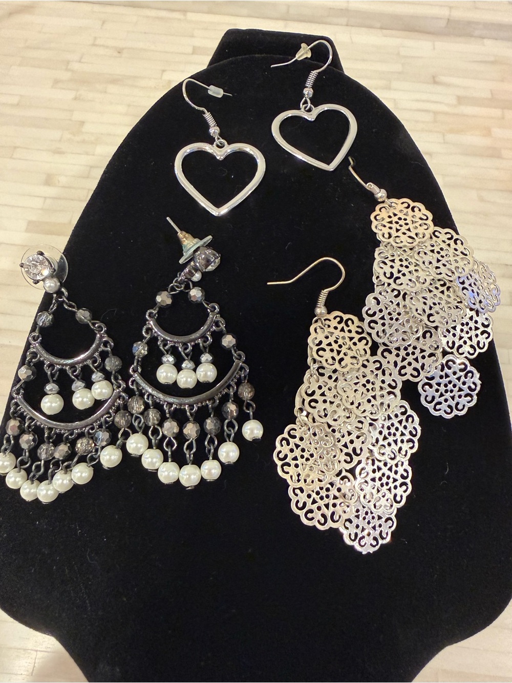 Silver Heart & Filigree Drop Earrings Set - Silver